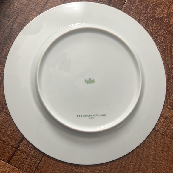 Emilio Pucci | Rosenthal Piemonte Salad Plates, 8” | 1 plate - Picture 3 of 3